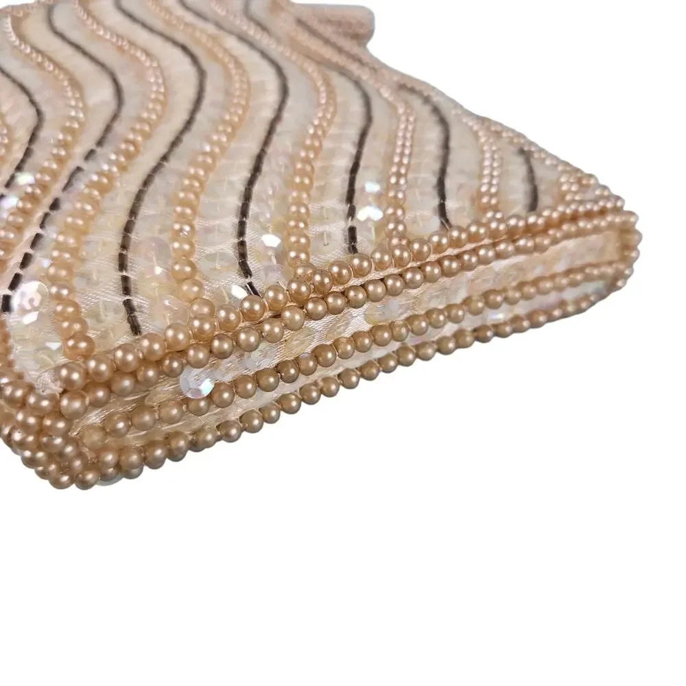 Silvercraft beaded sequined shiny vintage clutch 1960's‎